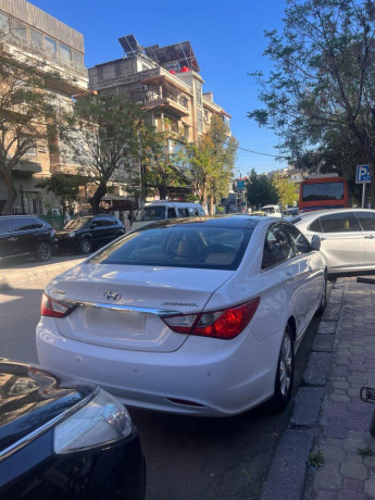 hyonday-sonata-2011-big-1