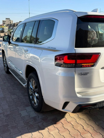 toyota-land-krozr-vxr-2025-big-1