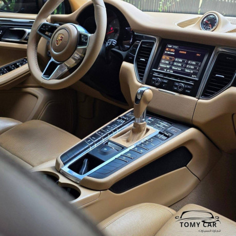 borsh-macan-s-2015-big-6