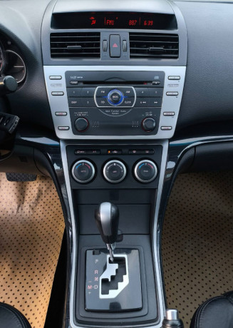 mazda-zom-6-2009-big-8