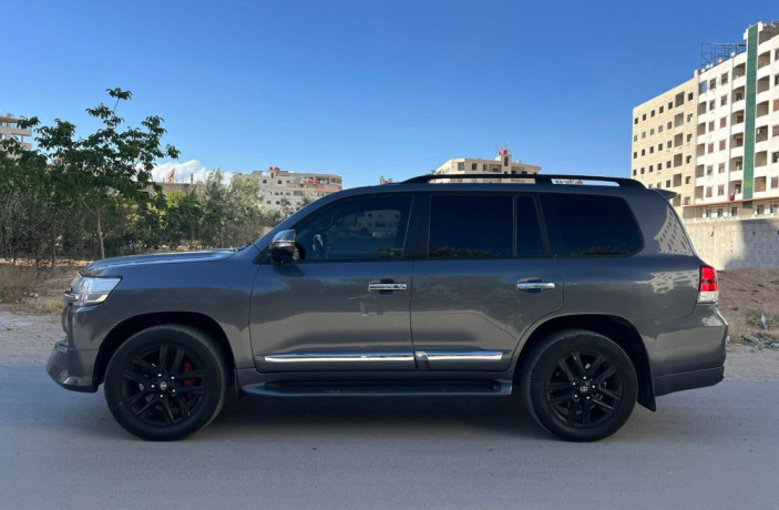 toyota-land-krozr-2015-mhdth-2020-big-3