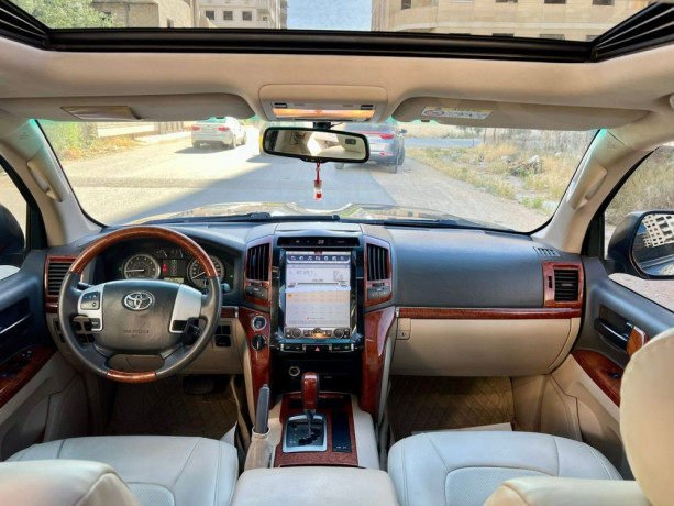 toyota-land-krozr-2015-mhdth-2020-big-4