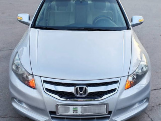 honda-akord-2012