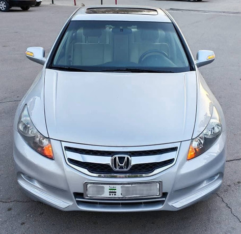 honda-akord-2012-big-0