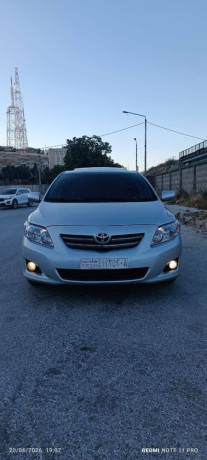 toyota-korola-2008-big-0