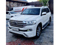 toyota-landkrozr-2016-small-1
