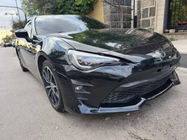 llbyaa-toyota-gy-ty-86-2017-big-2