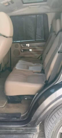 land-rofr-lr4-2015-big-5