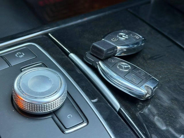 mrsyds-e300-2012-big-8