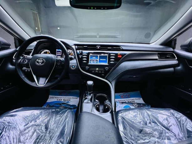 toyota-kamry-2019-big-2