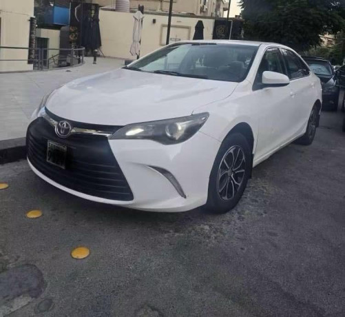 toyota-kamry-2017-big-1