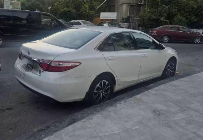 toyota-kamry-2017-big-2